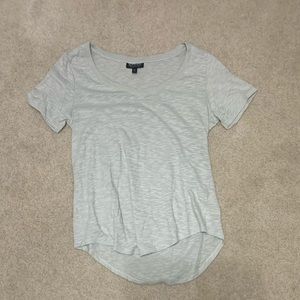 V-neck tshirt